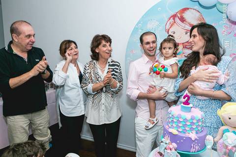 Fotos da festa de aniversário de 2 anos da Laura com o tema de sereia, em São Paulo.'