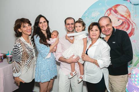 Fotos da festa de aniversário de 2 anos da Laura com o tema de sereia, em São Paulo.'