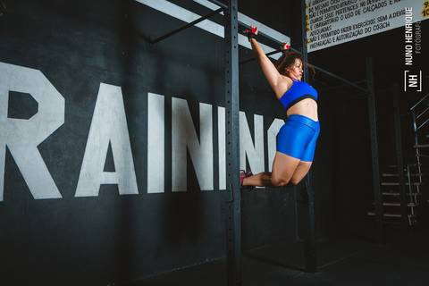 Foto ensaio fitness crossfit da Elisabeth Nery no Cross Training Evolution em Osasco.'