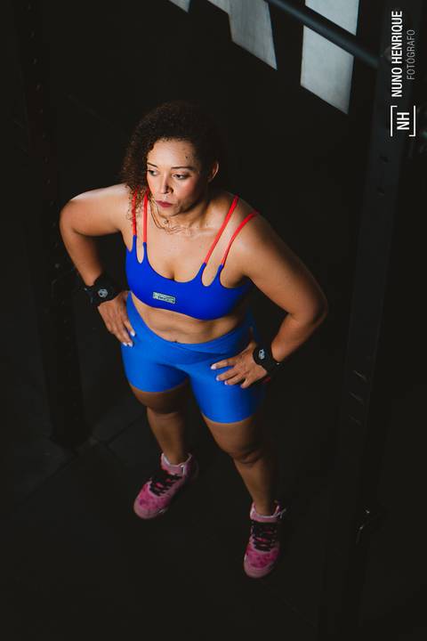 Foto ensaio fitness crossfit da Elisabeth Nery no Cross Training Evolution em Osasco.'
