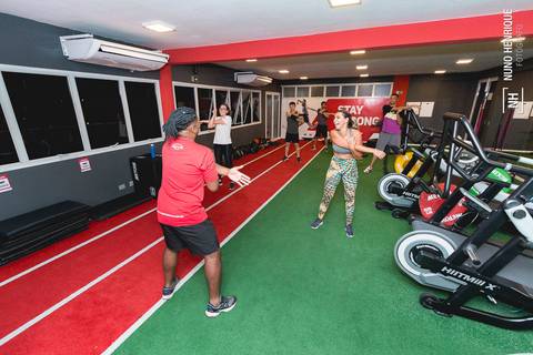 Aula de funcional na Academia Inova Jardim, em Santo André.'