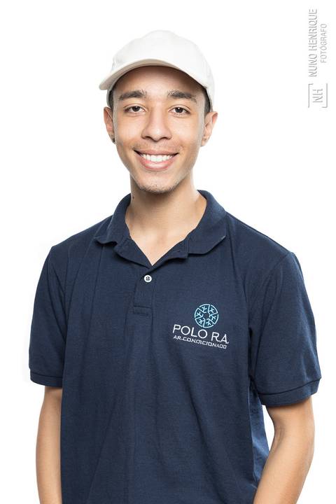 Retrato de colaborador da Polo RA Ar Condicionados.'