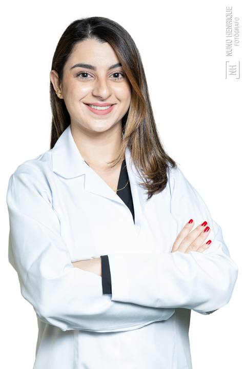 Retrato de profissional da Clínica Veterinária CallVet.'