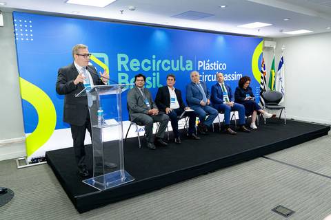 Fotografia do evento de lançamento dos Selos Recircula Brasil'