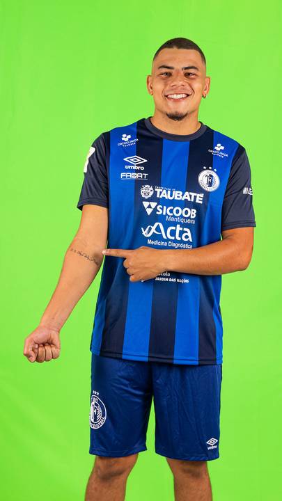 Retrato dos atletas do time de Taubaté durante o Media Day da LNF 2024'