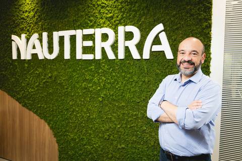 Retrato corporativo dos colaboradores da Gomes da Costa, realizado no escritório de Sâo Paulo.'