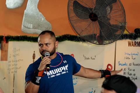 Fotografia de evento CrossFit registrando atletas durante o desafio Murph'