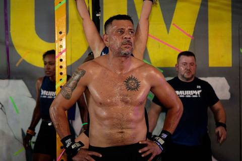 Fotografia de evento CrossFit registrando atletas durante o desafio Murph'