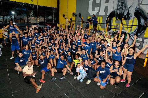 Fotografia de evento CrossFit registrando atletas durante o desafio Murph'