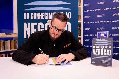 Evento da Buzz Editora com coautor do livro Do conhecimento ao negócio, Haroldo Mazzi, em São Paulo'