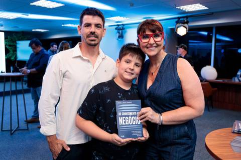 Evento de lançamento do livro Do conhecimento ao negócio organizado por Joel Jota'