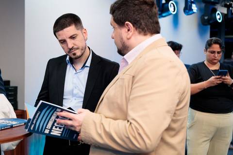 Evento de lançamento do livro Do conhecimento ao negócio organizado por Joel Jota'