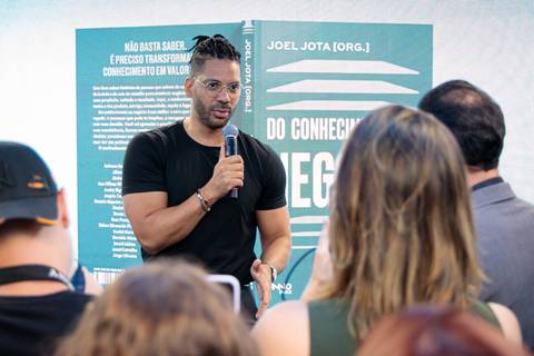 Evento de lançamento do livro Do conhecimento ao negócio organizado por Joel Jota'