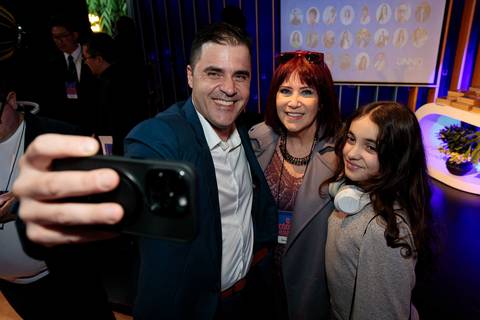 Evento de lançamento do livro O Código Humano com autores e convidados em São Paulo'