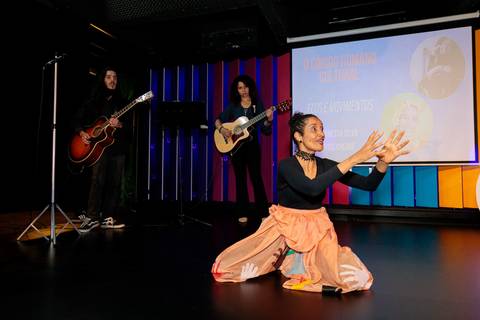 Evento de lançamento do livro O Código Humano com autores e convidados em São Paulo'