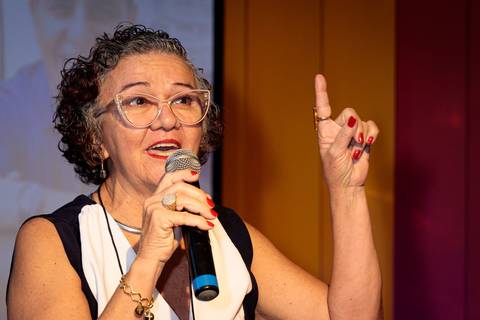 Evento de lançamento do livro O Código Humano com autores e convidados em São Paulo'