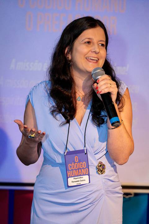 Evento de lançamento do livro O Código Humano com autores e convidados em São Paulo'