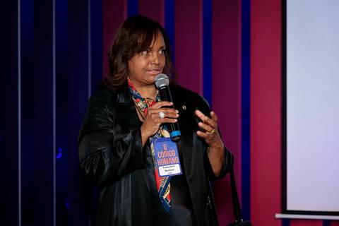 Evento de lançamento do livro O Código Humano com autores e convidados em São Paulo'