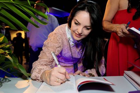 Evento de lançamento do livro O Código Humano com autores e convidados em São Paulo'