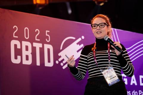 Apresentação de Vanessa Schrot durante congresso CBTD 2025 no Pro Magno'