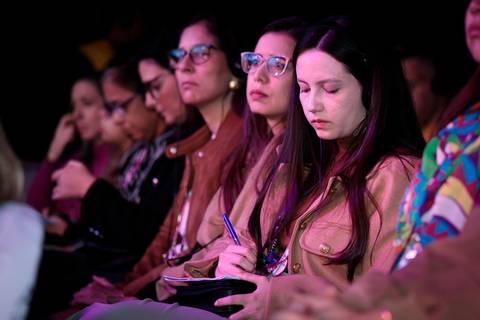 Apresentação de Vanessa Schrot durante congresso CBTD 2025 no Pro Magno'