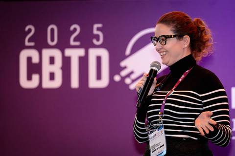 Apresentação de Vanessa Schrot durante congresso CBTD 2025 no Pro Magno'