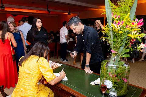 Evento de lançamento do livro Conexões na Casa Sodré Santoro'