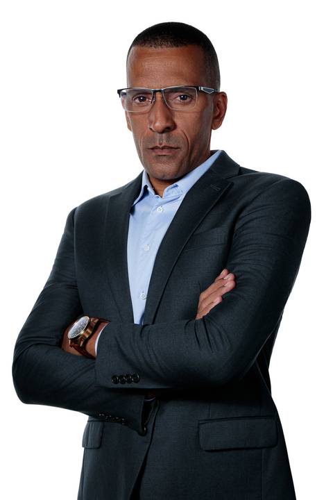 Imagem institucional de Rick Chesther para uso profissional'