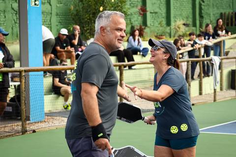 Partida de pickleball na Mixed Double Sports no bairro do Ipiranga'