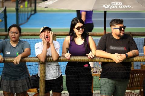Partida de pickleball na Mixed Double Sports no bairro do Ipiranga'