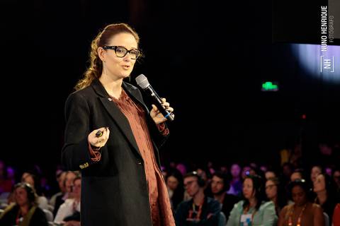 Vanessa Schrot durante palestra no CBTD 2026 no Pro Magno em São Paulo'