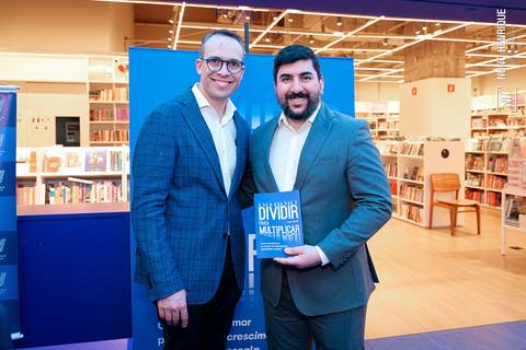 Cobertura fotográfica do lançamento de Luis Wulff na Livraria da Vila'