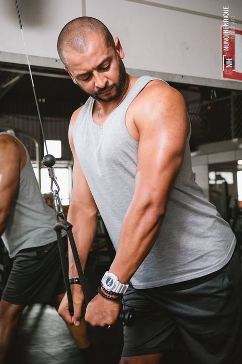 Ensaio fitness com o personal trainer William Apolinário na Academia No Limit, xona leste de São Paulo.'