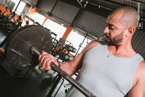 Ensaio fitness com o personal trainer William Apolinário na Academia No Limit, xona leste de São Paulo.'