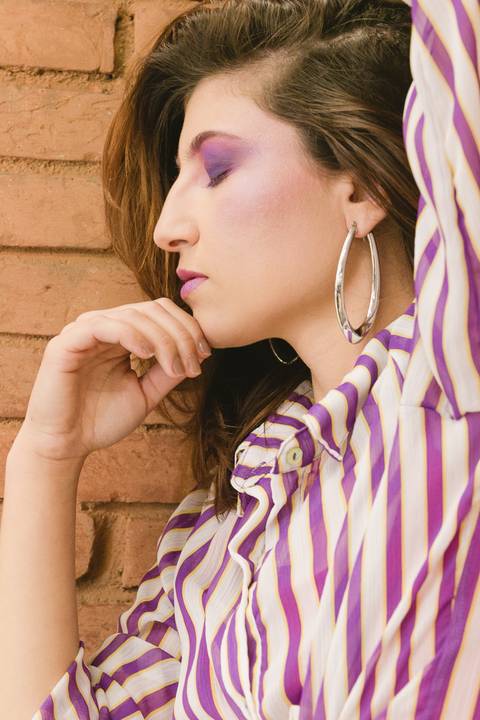 Ensaio fotográfico com a modelo Jaqueline Madureira e beleza de Raquel Rodrigues, realizado no Centro Cultural São Paulo.'