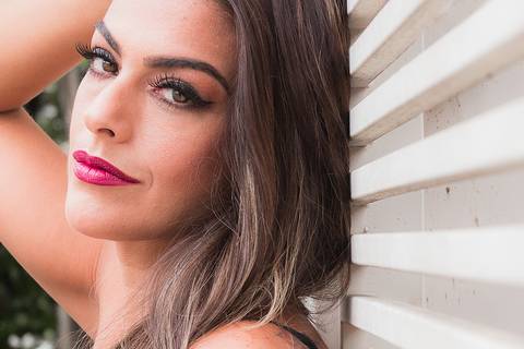 Ensaio fotográfico com Bruna Gagliardi e beleza de Patricia Plischk, realizado em São Paulo.'