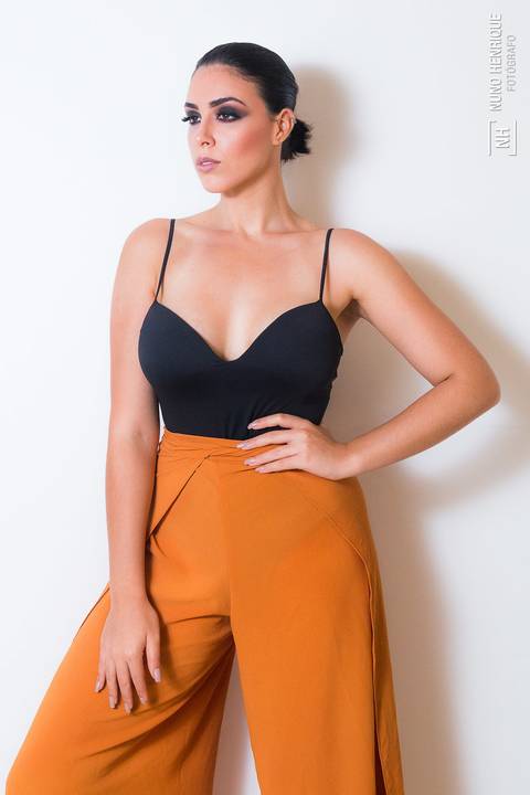 Ensaio fotográfico com a modelo Daniele Louzada e beleza de Patricia Plischk, realizado em São Paulo.'