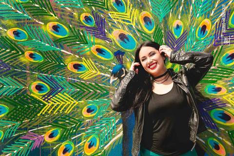 Ensaio fotográfico com a digital influencer Selene Pinto para material de divulgação no Beco do Batman, em São Paulo.'