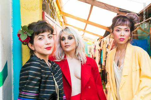 Priscila Soares, Nina Grando e Fernanda Garcia para o editorial de moda do Devant Vintage Brechó, em São Paulo.'