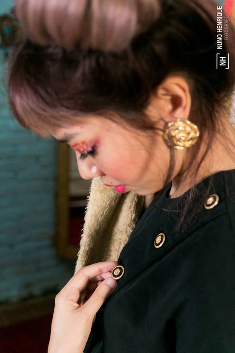 Fernanda Garcia para o editorial de moda do Devant Vintage Brechó, em São Paulo.'