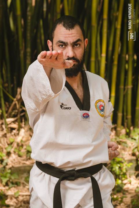 Ensaio com o atleta faixa preta de Taekwondo Khaled Wares no Parque Ibirapuera, em São Paulo'