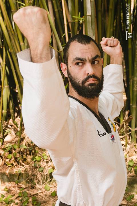 Ensaio com o atleta faixa preta de Taekwondo Khaled Wares no Parque Ibirapuera, em São Paulo'