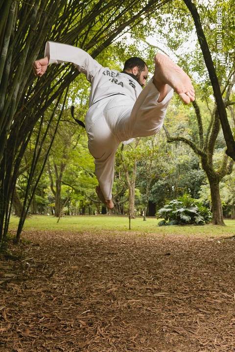 Ensaio com o atleta faixa preta de Taekwondo Khaled Wares no Parque Ibirapuera, em São Paulo'