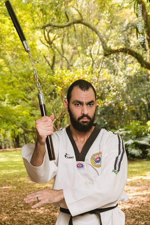 Ensaio com o atleta faixa preta de Taekwondo Khaled Wares no Parque Ibirapuera, em São Paulo'