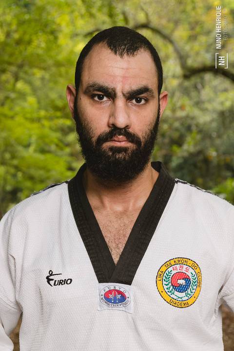 Ensaio com o atleta faixa preta de Taekwondo Khaled Wares no Parque Ibirapuera, em São Paulo'