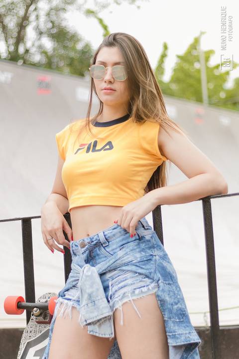 Ensaio fotográfico com skate da modelo Luiza Frameschi na Pista de Skate em São Bernardo do Campo/SP.'