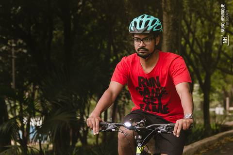 Ensaio fotográfico com o ciclista e educador físico Paulo Brandão Júnior no Parque do Paço, em Diadema/SP'