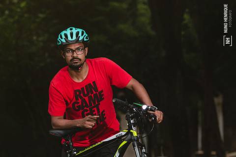 Ensaio fotográfico com o ciclista e educador físico Paulo Brandão Júnior no Parque do Paço, em Diadema/SP'