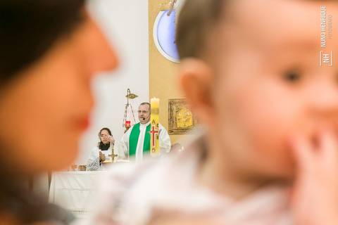 Fotos da cerimônia e festa de batismo do pequeno Pietro, na paróquia Santo Antônio, no bairro de Santo Amaro em São Paulo.'