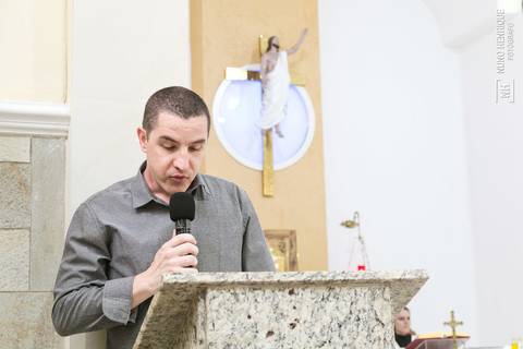 Fotos da cerimônia e festa de batismo do pequeno Pietro, na paróquia Santo Antônio, no bairro de Santo Amaro em São Paulo.'